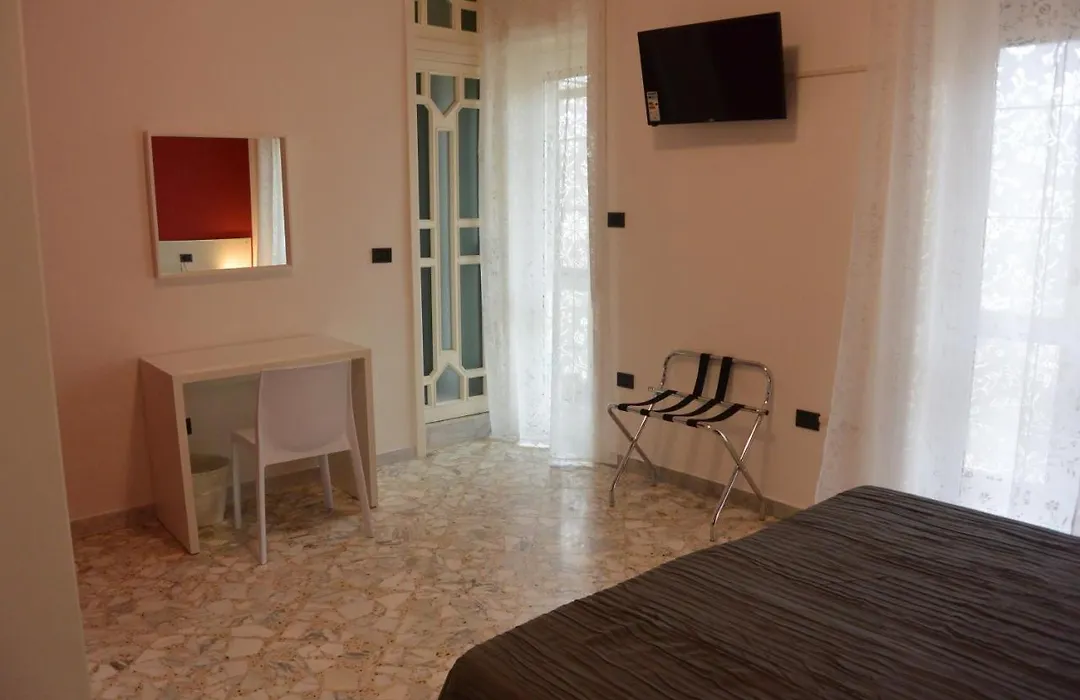 B&B Piazza Madonnina-1